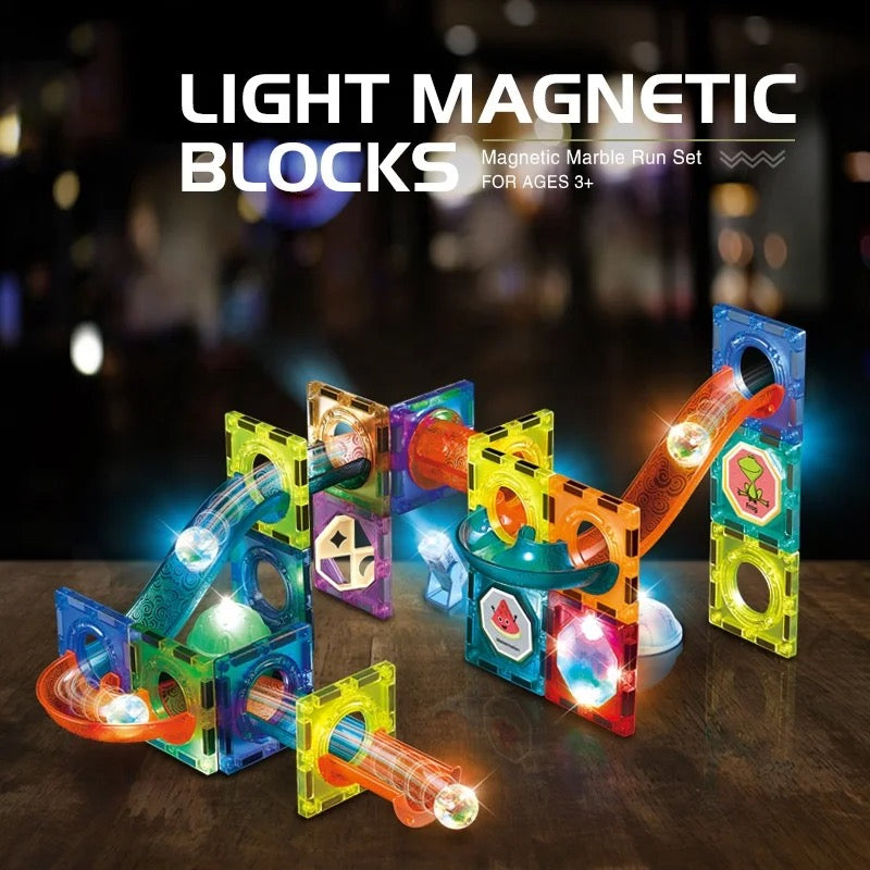 Light Magnetic tiles marble run