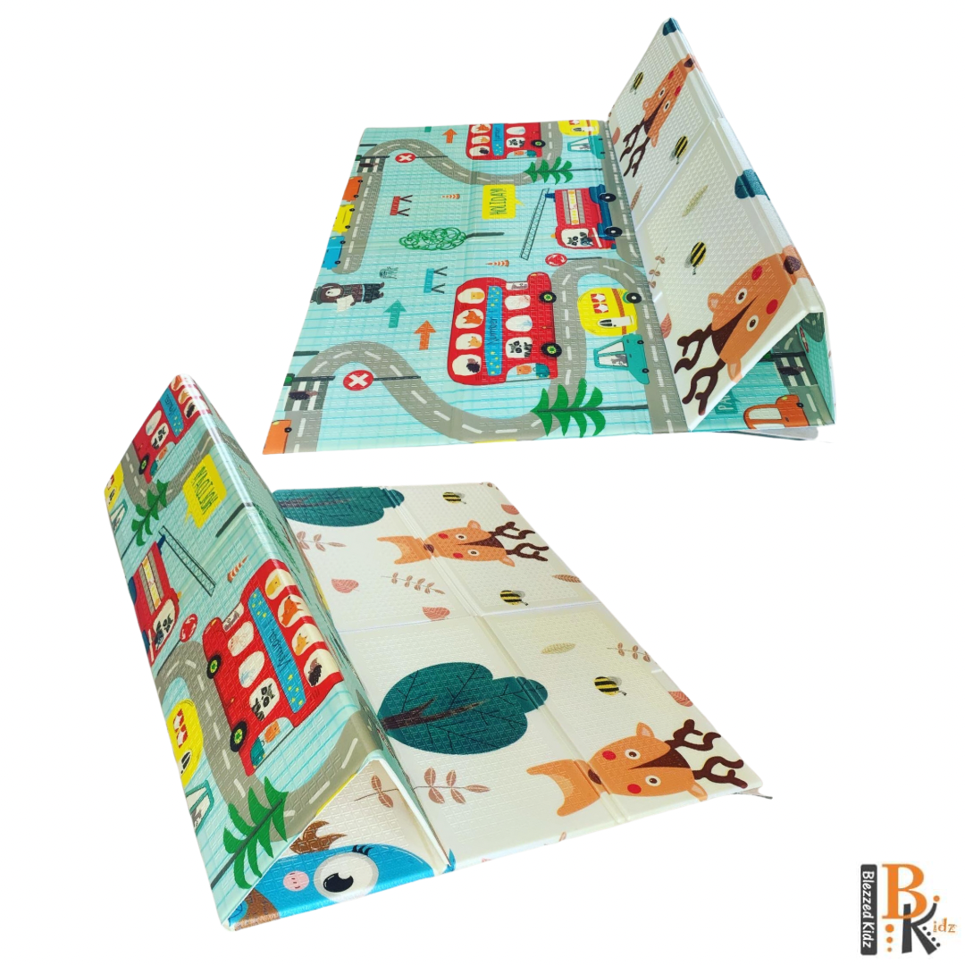 Foldable play mat